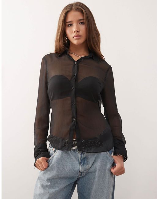 Monki Black – figurbetonte hemdbluse