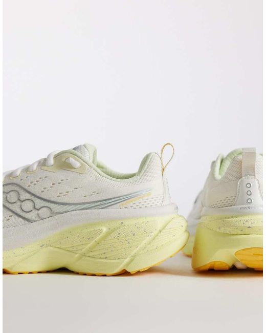 Saucony White Hurricane 25 Running Trainers