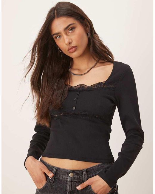 ASOS Geribbelde Top Met Lange Mouwen, Kant En Knoopdetail in het Black