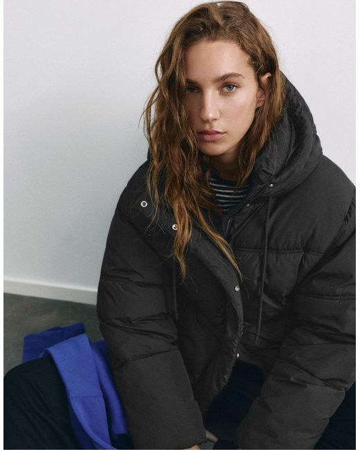 Doudoune courte à capuche e Pull&Bear en coloris Blue
