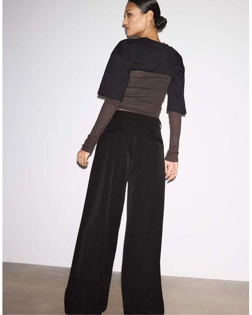 Stradivarius Black Petite Wide Leg Smart Trousers With Darts