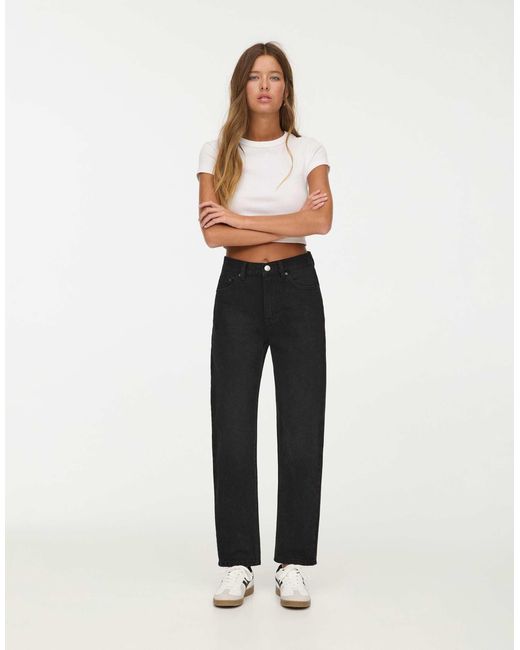Jean mom basique Pull&Bear en coloris Black