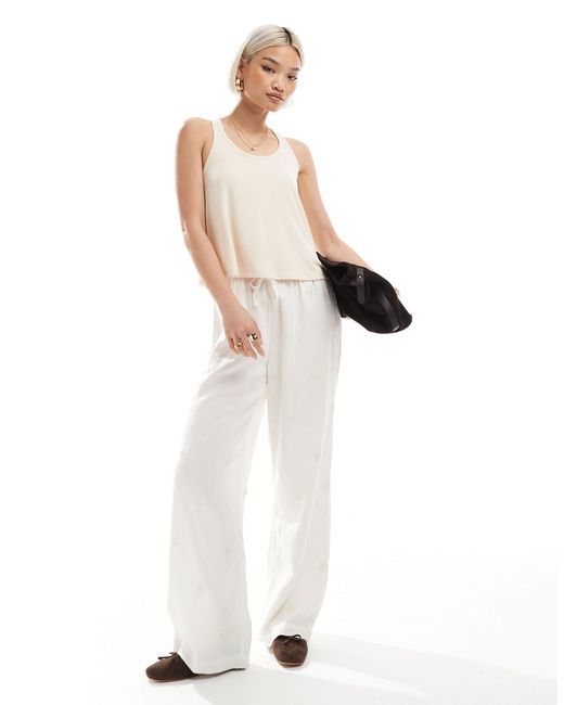 Miss Selfridge White – weich fallendes trägertop