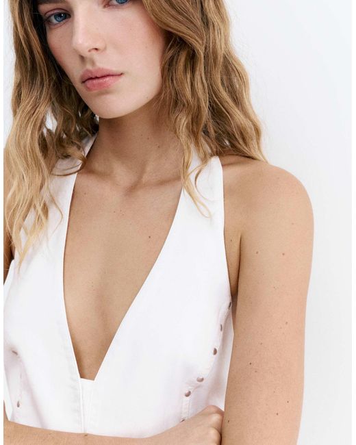 Top dos nu à clous Pull&Bear en coloris White