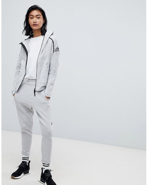 all white adidas sweatsuit