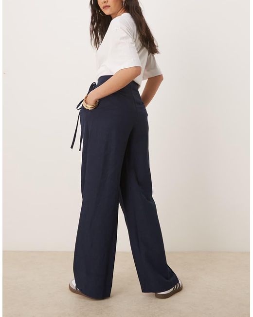 Pantalones De Sastre Con Detalle Cruzado Anudado De Mezcla De Lino De ASOS de color Blue