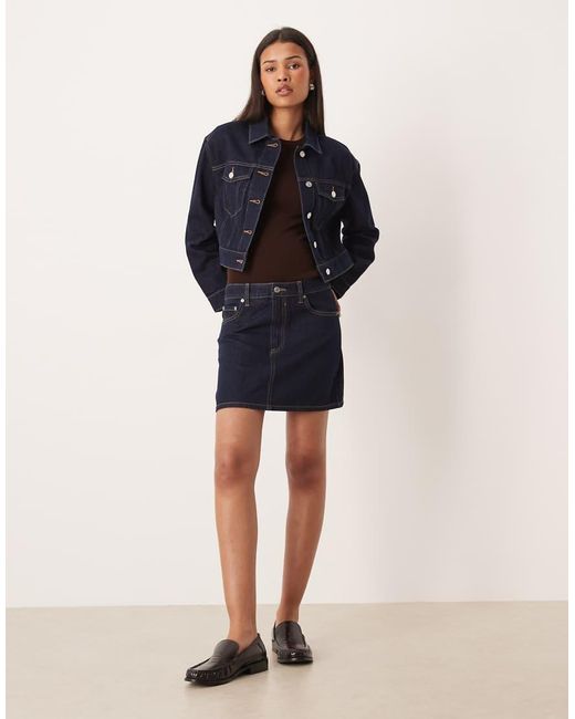 Giacca Di Jeans Corta Slavata di ASOS in Blue