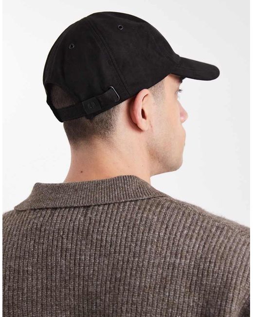 Fred Perry Black Wreath Logo Cap for men