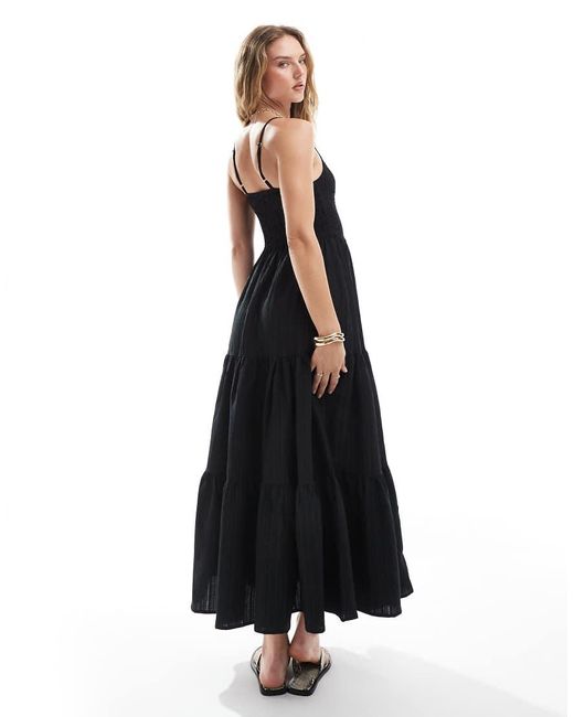 Vestito Lungo A Balze Con Bustino Arricciato E Spalline Sottili di Brave Soul in Black