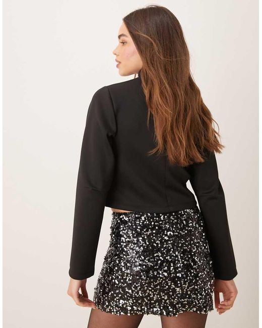 ASOS Hoogsluitende Crop Top Van Scubastof Met Coconmouwen in het Black