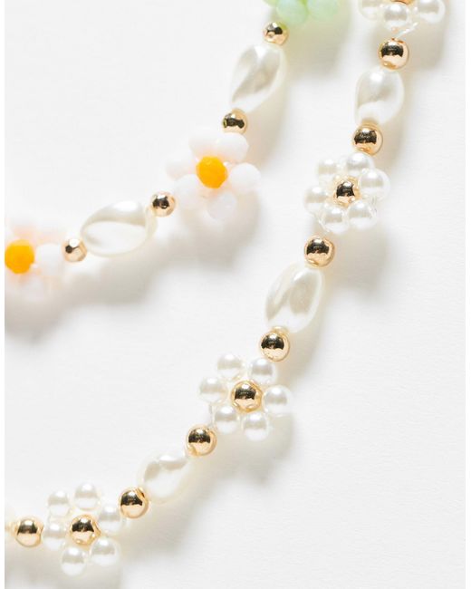 Pieces White – 2er-pack perlen-halsketten mit en gänseblümchen-perlen
