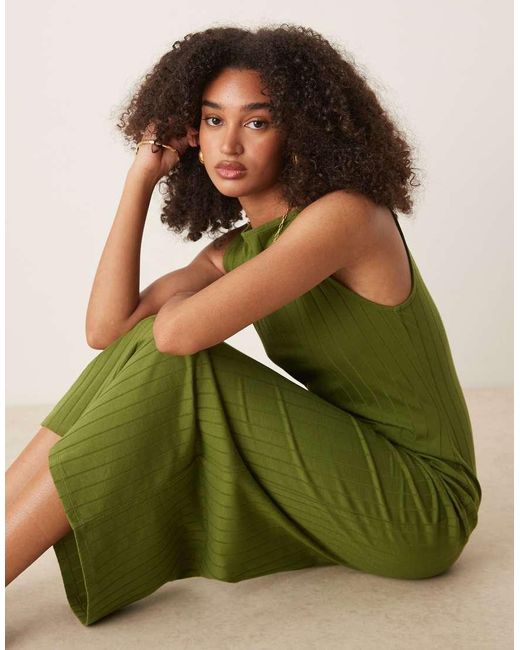 Vestito Midi Senza Maniche A Coste Larghe Kaki Con Scollo A Barchetta di ASOS in Green