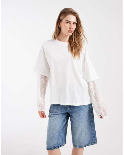 BRONZE SNAKE White Oversized T-shirt With Lace Underlay