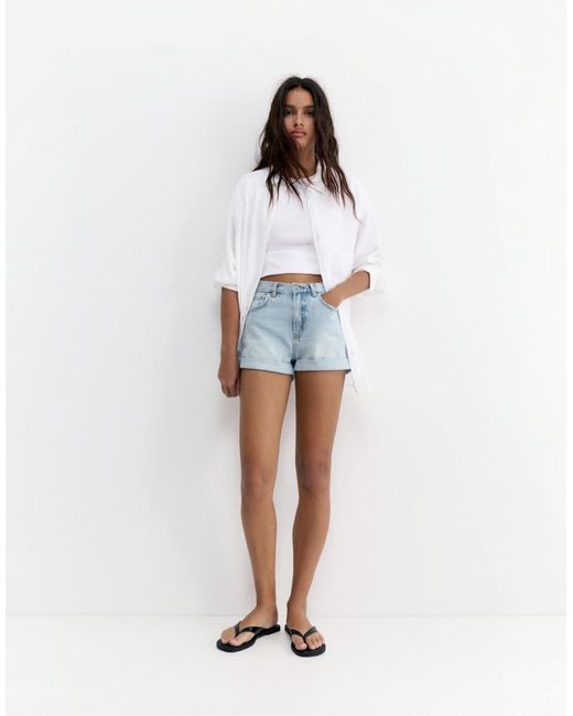 Pull&Bear White Mom Fit Denim Shorts With Turn-Up Hems