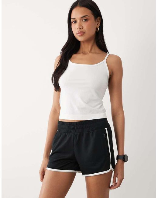 4505 White Lightweight Seamless Mesh Running Cami Top