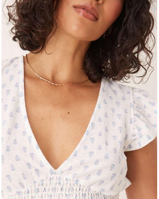 Gina Tricot White Short Sleeve Frill V Neck Top