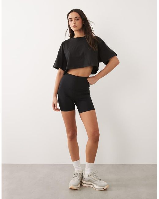 4505 Black Icon Heavyweight Cotton Cropped T-shirt With Quick Dry Finish
