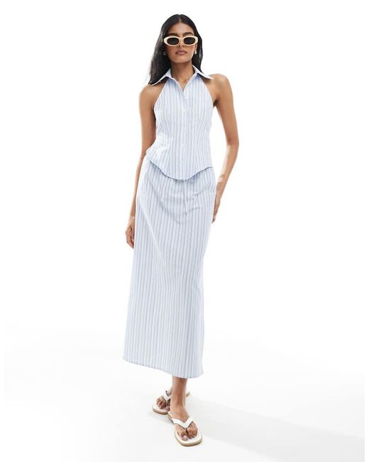 Camicia Senza Maniche Allacciata Sul Retro A Righe di ASOS in White