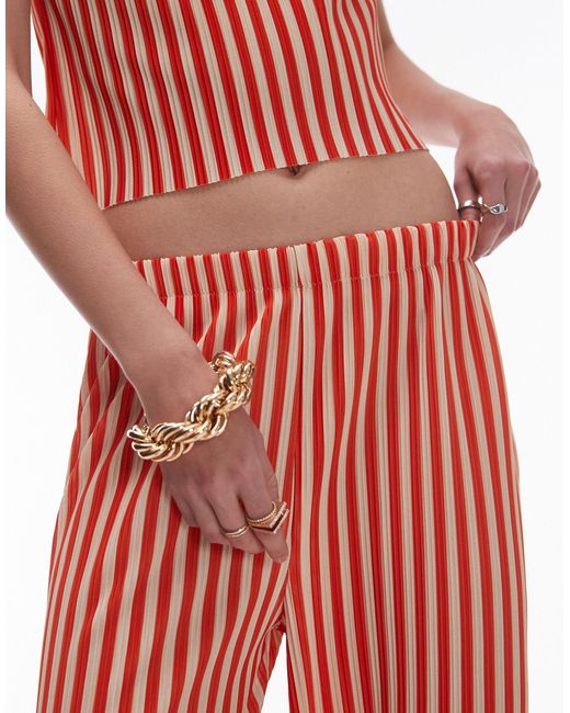Pantalon d'ensemble ample en tissu plissé rayé TOPSHOP en coloris Red