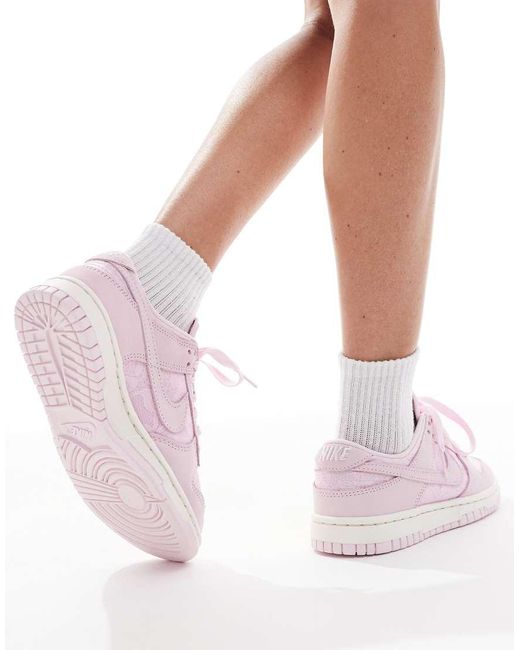 Nike Pink Dunk Low Retro Se Trainers