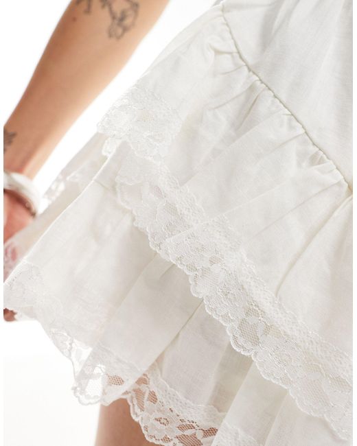 Bailey Rose White Boho Tiered Mini Prairie Skirt With Lace Trim