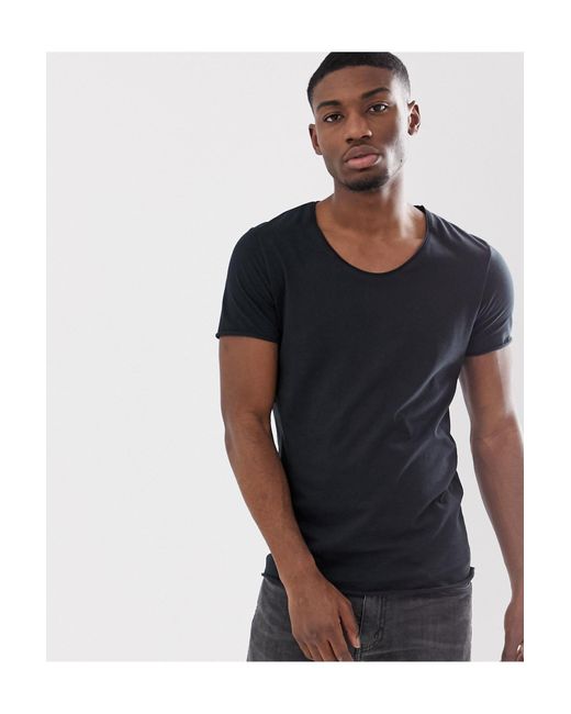 SELECTED Black Scoop Neck Rolled Hem T-shirt for men