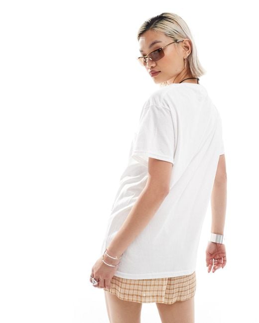 Reclaimed (vintage) White Unisex Pulp Fiction Licensed T-shirt