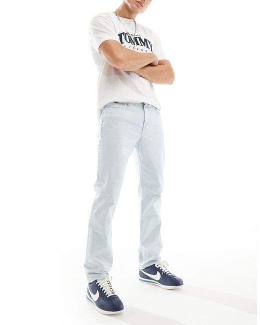 Ethan - jeans dritti comodi lavaggio chiaro di Tommy Hilfiger in White da Uomo