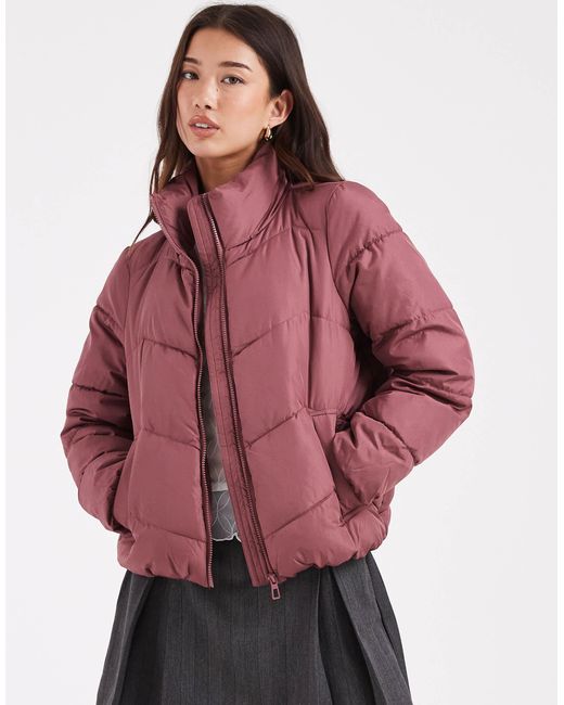 Doudoune Vero Moda en coloris Red