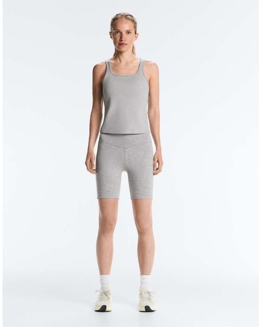 Oysho Gray Evermove High-rise 20cm Short leggings