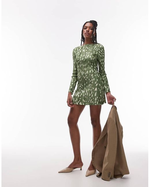 TOPSHOP Mini Jurk Van Plissé Met Lange Mouwen En Dierenprint in het Green
