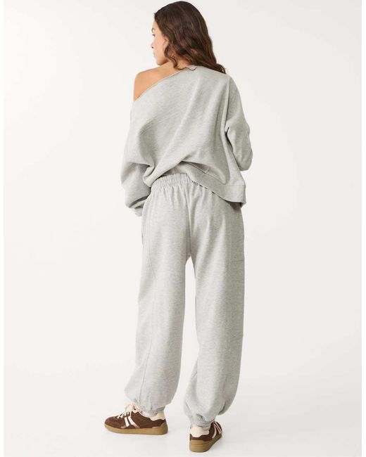 Stradivarius Natural Balloon Plush joggers