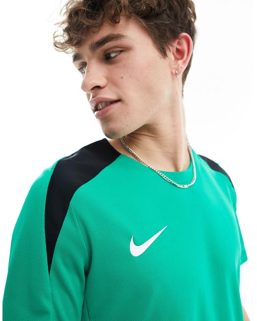 Strike - t-shirt di Nike Football in Green da Uomo