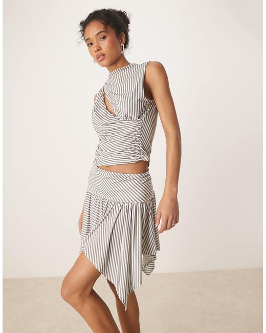 Falda A Con Bajo De Picos De (Parte De Un Conjunto) ASOS de color Natural