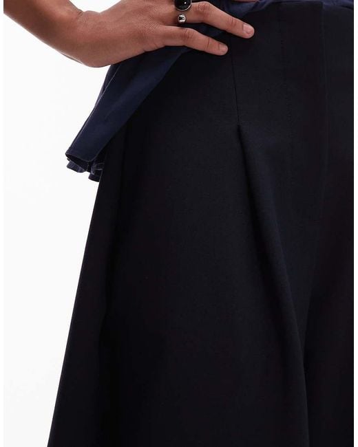 Pantaloni A Cilindro Oversize di ASOS in Blue