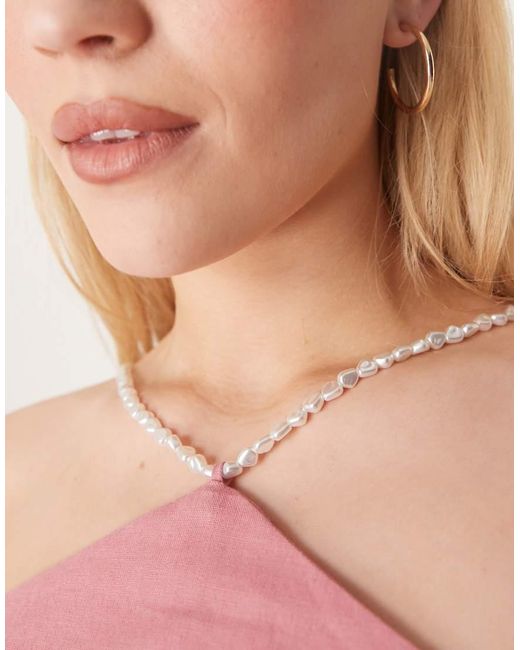 Top Sartoriale Allacciato Al Collo di ASOS in Pink