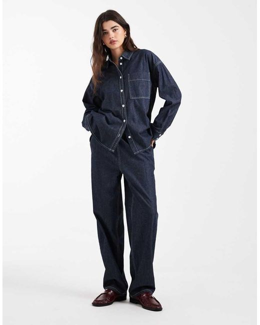 Top di Object in Blue