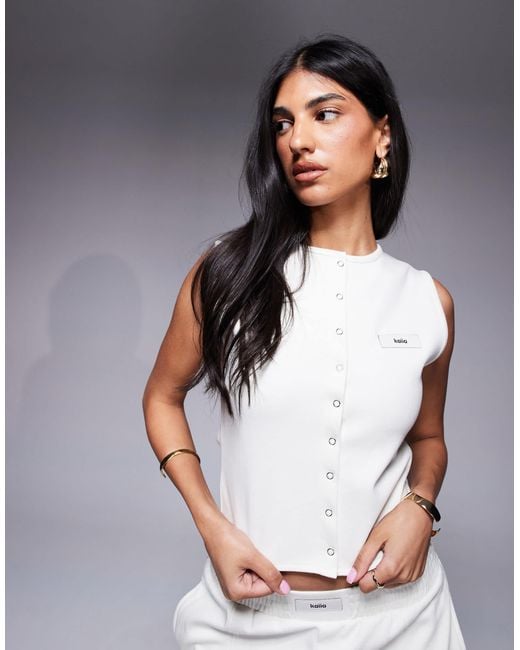 Kaiia Multicolor Exclusive Cotton Blend Sleeveless Cropped Button Through Singlet Top