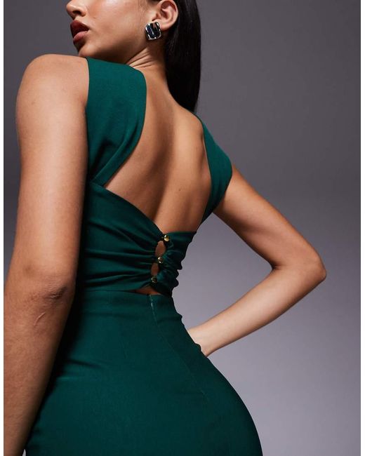 Vestido Largo Con Escote Palabra De Honor, Detalle De Gargantilla Y Botones Traseros De Bengalina De Vesper de color Green