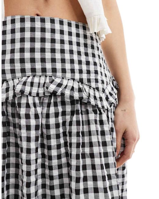 Gonna Midi Nera A Quadretti Con Volant di Wednesday's Girl in White