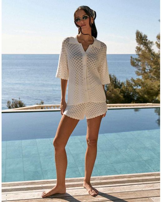 4th & Reckless White Crochet Scallop Edge High Waisted Shorts Co-ord