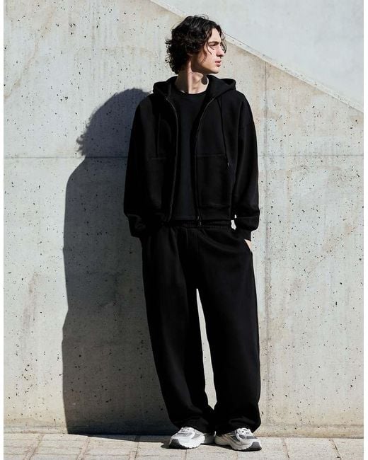 Bershka Black Boxy Zip-up Hoodie for men