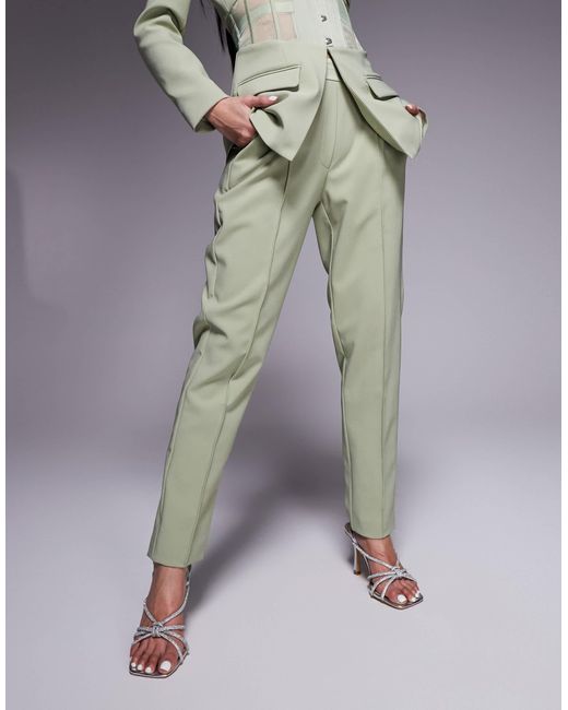 Pantalon ajusté d'ensemble en satin mélangé à taille mi-haute - sauge Lavish Alice en coloris Gray