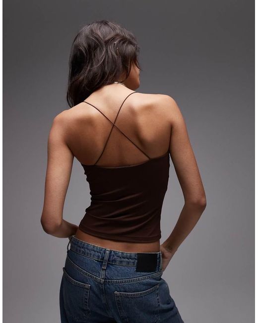 Top De Tirantes Con Cuello Ancho De Poliamida De ASOS de color Gray