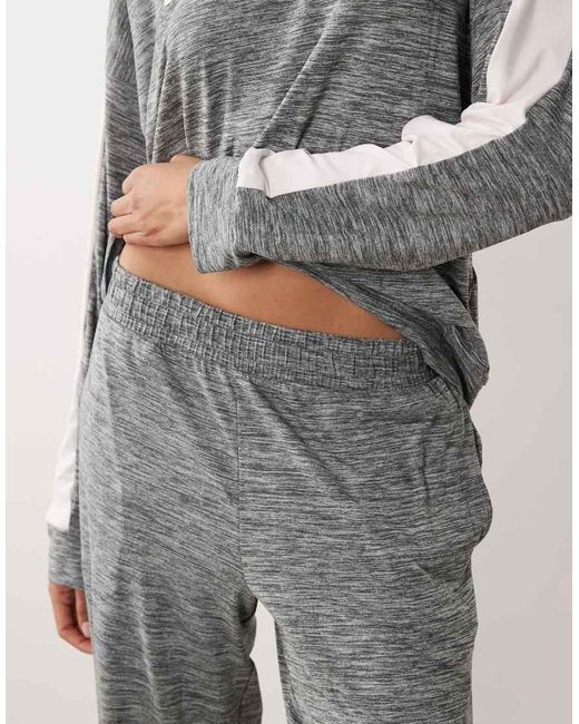 DKNY Gray Long Sleeve Top And Pant Lounge Set