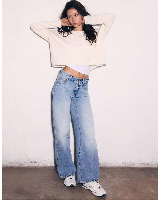 Stradivarius Blue Wide-Leg Jeans
