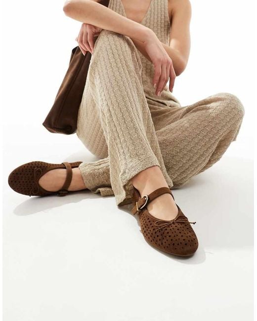 Stradivarius Natural Ballet Shoe