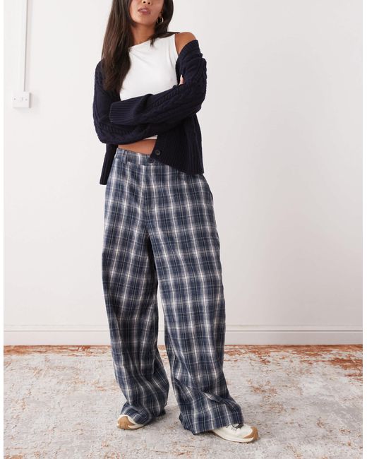 Collusion White Low Rise Balloon Pants