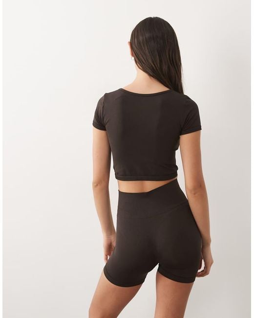 4505 Black Seamless Shine High Waist 5" Booty Shorts
