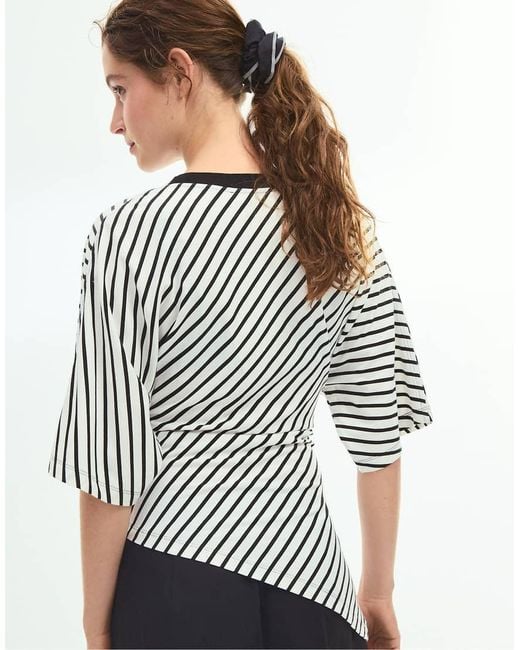 Stradivarius White Striped Short Sleeve T-shirt